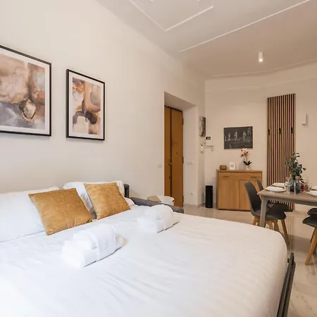 The Rent - Bright Two-bedrooms In Testaccio Area Lejlighed Rom